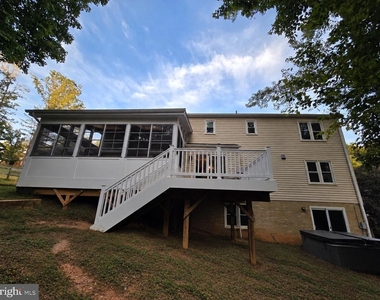 6321 Youngs Branch Drive - Photo Thumbnail 30