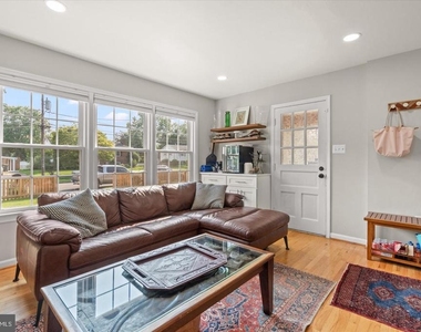 5602 Ashfield Road - Photo Thumbnail 6