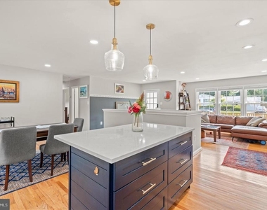 5602 Ashfield Road - Photo Thumbnail 10