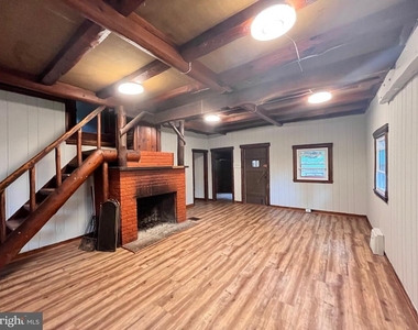 5825 Biscayne Drive - Photo Thumbnail 12