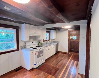 5825 Biscayne Drive - Photo Thumbnail 23
