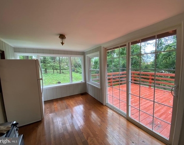 5825 Biscayne Drive - Photo Thumbnail 26