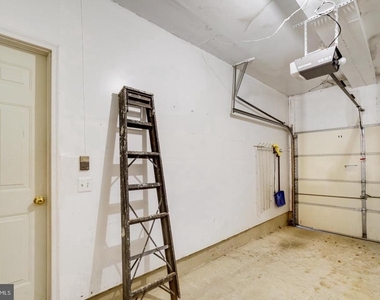 6490 Tayack Place - Photo Thumbnail 39
