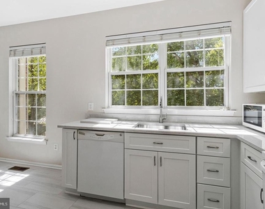 6490 Tayack Place - Photo Thumbnail 16