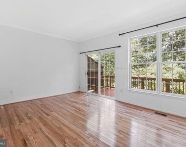 6490 Tayack Place - Photo Thumbnail 5