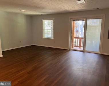 8224 Maple Ridge Avenue - Photo Thumbnail 37