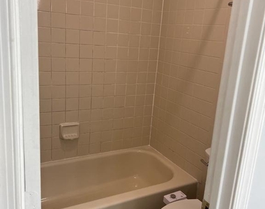 8224 Maple Ridge Avenue - Photo Thumbnail 23