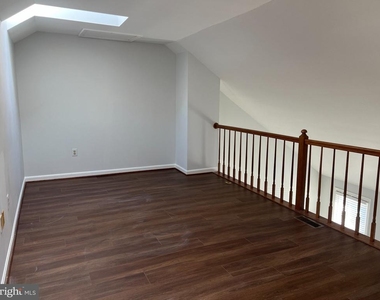 8224 Maple Ridge Avenue - Photo Thumbnail 30