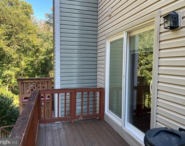 8224 Maple Ridge Avenue - Photo Thumbnail 14