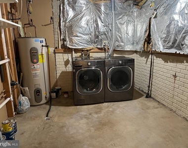 8224 Maple Ridge Avenue - Photo Thumbnail 33