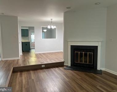 8224 Maple Ridge Avenue - Photo Thumbnail 9