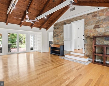 6410 Potomac Avenue - Photo Thumbnail 10