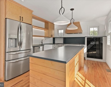 6410 Potomac Avenue - Photo Thumbnail 15