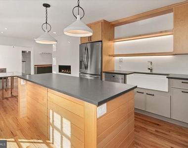 6410 Potomac Avenue - Photo Thumbnail 16