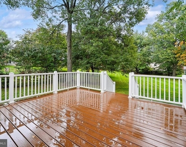 13126 Thornapple Place - Photo Thumbnail 26