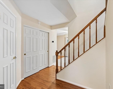 13126 Thornapple Place - Photo Thumbnail 4
