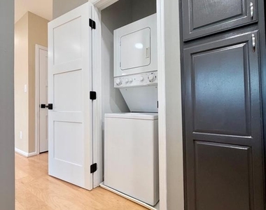6825 Brindle Heath Way - Photo Thumbnail 3