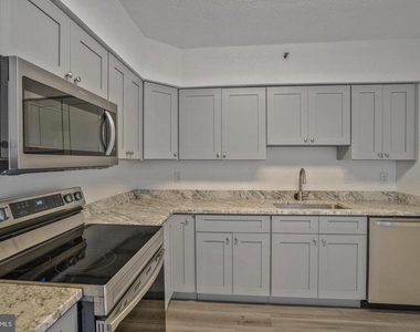 5505 Seminary Road - Photo Thumbnail 39