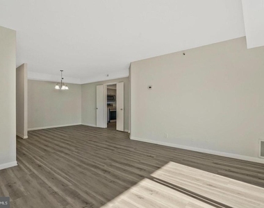 5505 Seminary Road - Photo Thumbnail 29