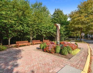1988 Crescent Park Drive - Photo Thumbnail 68