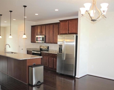 134 Sequoia Drive - Photo Thumbnail 5