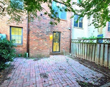 5405 Wycklow Court - Photo Thumbnail 4