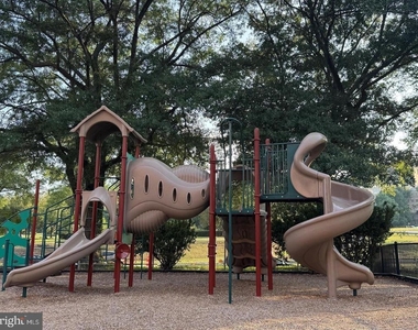 1111 Arlington Boulevard - Photo Thumbnail 16