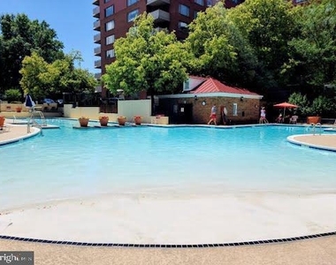 1111 Arlington Boulevard - Photo Thumbnail 17