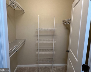 851 N Glebe Road - Photo Thumbnail 17