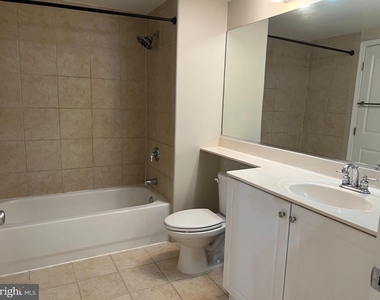 851 N Glebe Road - Photo Thumbnail 10