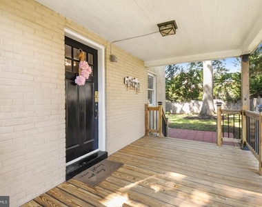 4727 Arlington Boulevard - Photo Thumbnail 1