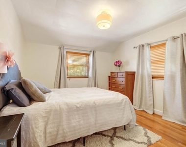 4727 Arlington Boulevard - Photo Thumbnail 8