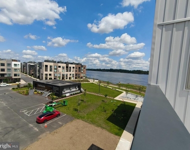 3040 S Northbank Place - Photo Thumbnail 41