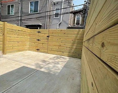1527 S Bambrey Street - Photo Thumbnail 18