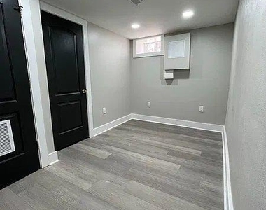 1527 S Bambrey Street - Photo Thumbnail 13