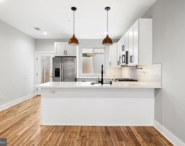 2610 Trenton Avenue - Photo Thumbnail 6
