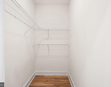 2610 Trenton Avenue - Photo Thumbnail 24