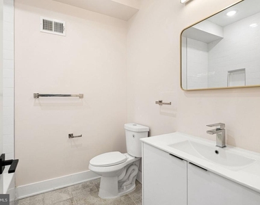 2610 Trenton Avenue - Photo Thumbnail 20