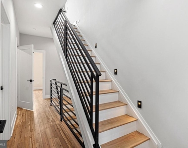 2610 Trenton Avenue - Photo Thumbnail 14