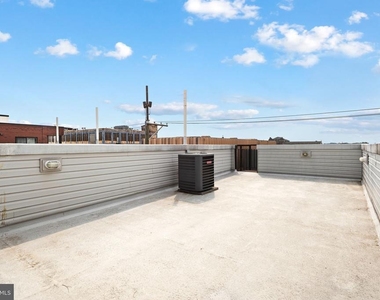 2610 Trenton Avenue - Photo Thumbnail 30
