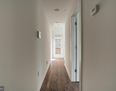 2104 Kensington Walk - Photo Thumbnail 12