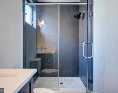 2104 Kensington Walk - Photo Thumbnail 29
