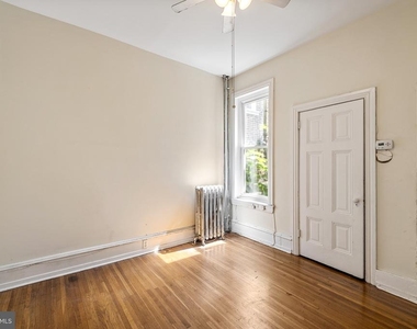 2808 W Girard Avenue - Photo Thumbnail 3