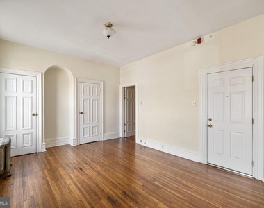 2808 W Girard Avenue - Photo Thumbnail 9