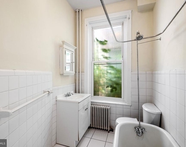 2808 W Girard Avenue - Photo Thumbnail 10