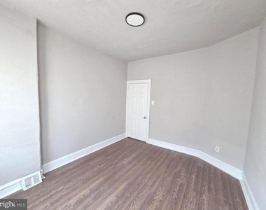 5701 Hadfield Street - Photo Thumbnail 10