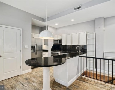 727 S 2nd Street S - Photo Thumbnail 4