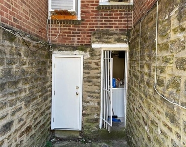 5626 N 19th Street - Photo Thumbnail 11