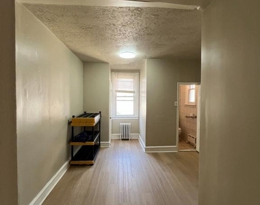 5626 N 19th Street - Photo Thumbnail 5