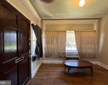 5626 N 19th Street - Photo Thumbnail 1